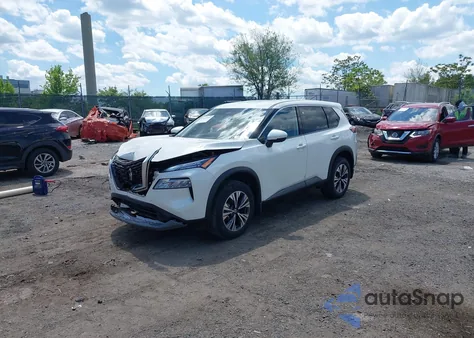 2021 Nissan Rogue Sv Intelligent Awd z USA, uszkodzony, nr VIN JN8AT3BB5MW232242